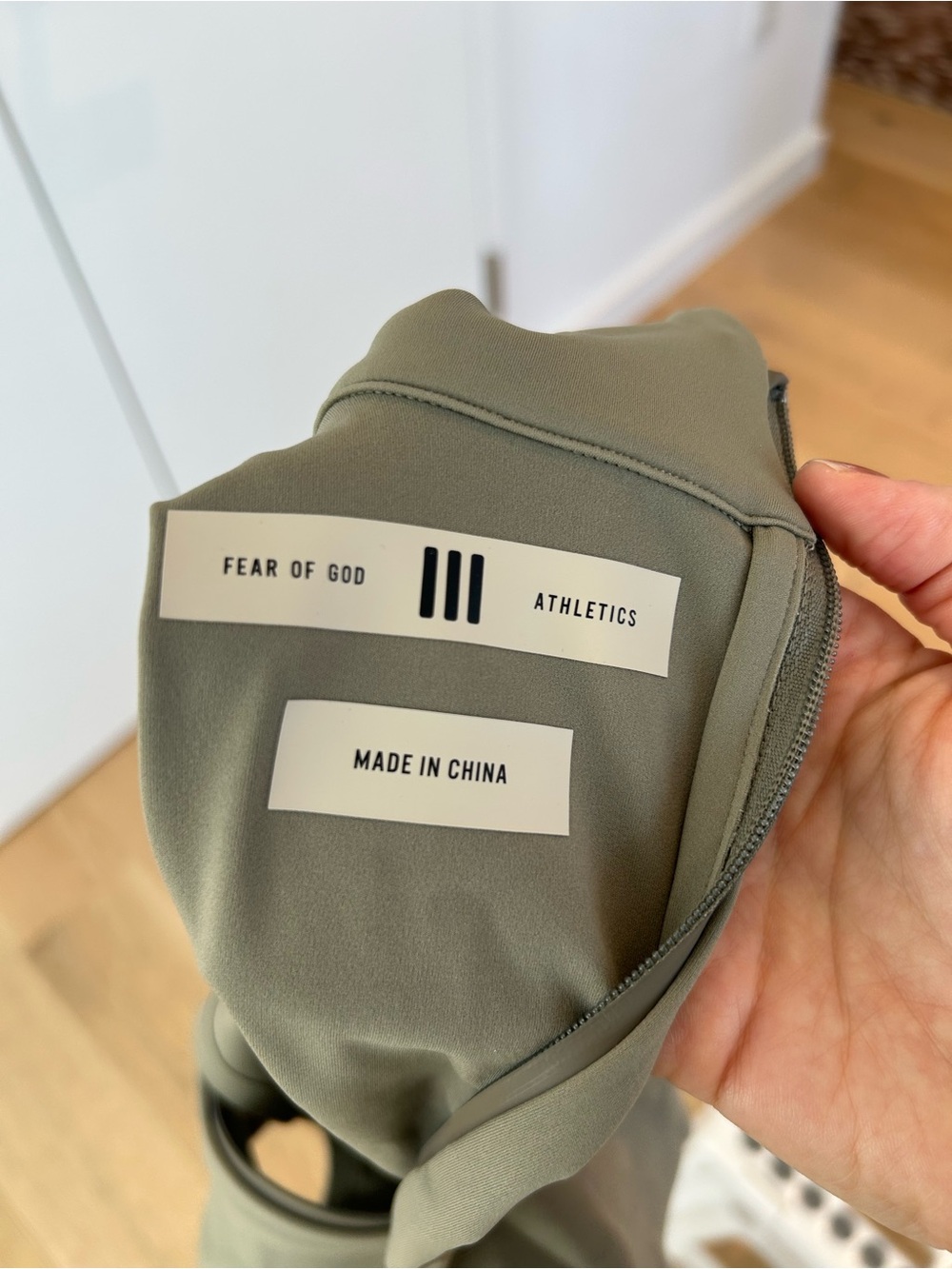 Fear of God Sleeveless Turtleneck Crop Top - Olive Green - Picture 5 of 6